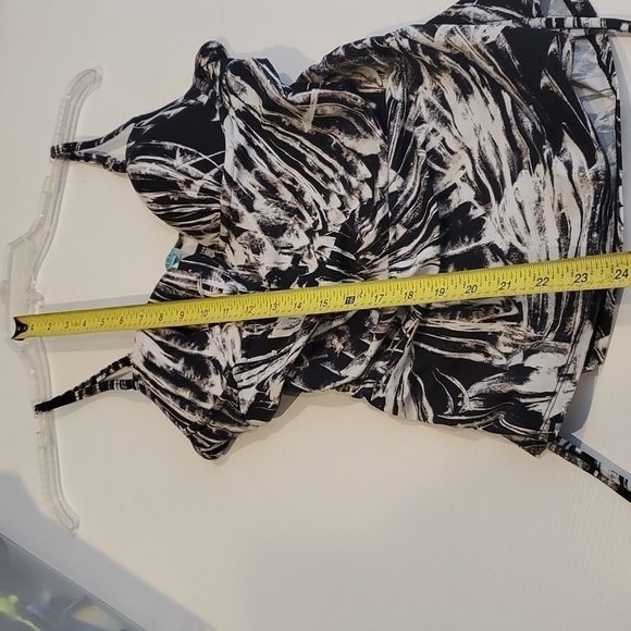 Assets by Sara Blakely Spanx Tankini Top S - Picture 6 of 9
